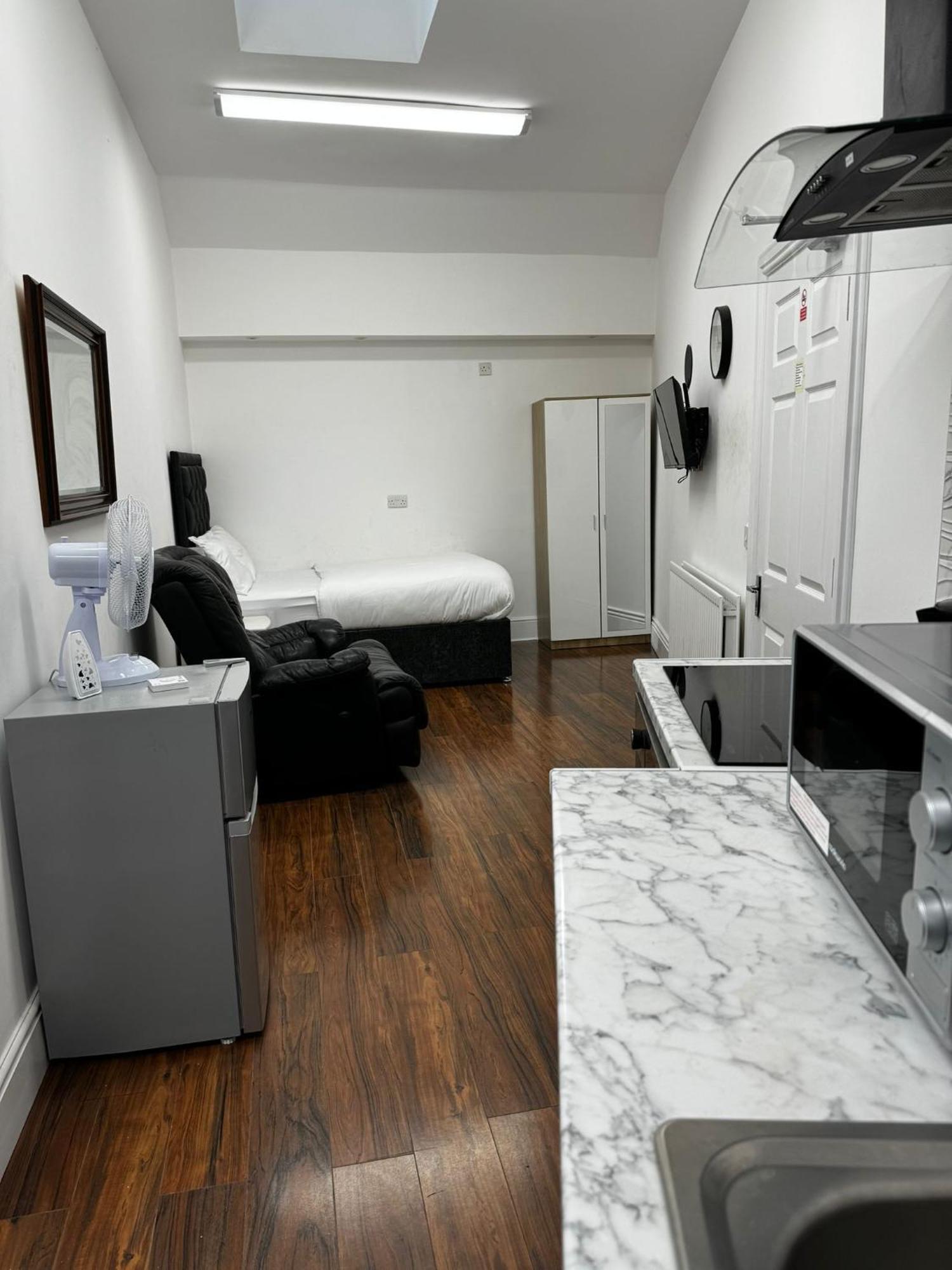Nikoda Lodge Джиллингем Экстерьер фото